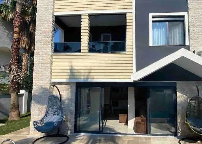 Villa Pars Antalya Three Story Villa, Private Pool And Roof Terrace Three Bedroom For Six Guests