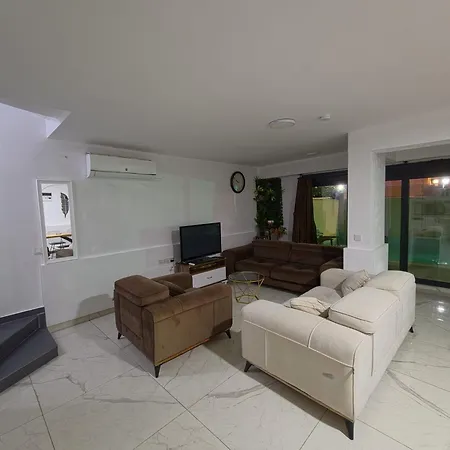 Pars Antalya Luxury 3 Bedroom Family Private Pool Rooftop Terrace * 베렉