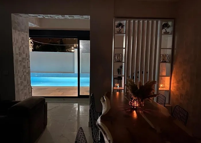 Pars Antalya Three Story Villa, Private Pool And Roof Terrace Three Bedroom For Six Guests