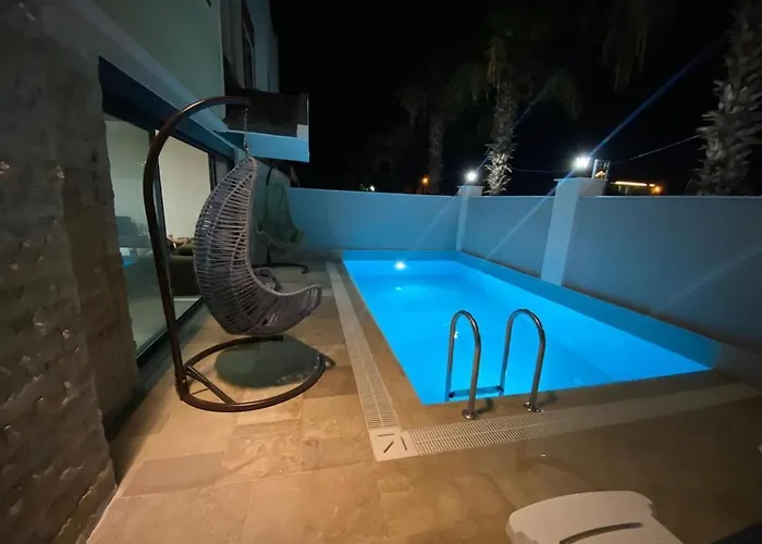 فيلة Pars Antalya Three Story Villa, Private Pool And Roof Terrace Three Bedroom For Six Guests *