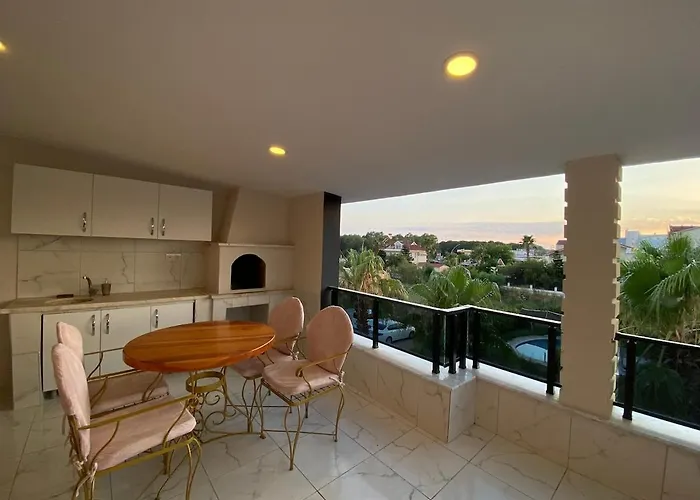 Pars Antalya Three Story Villa, Private Pool And Roof Terrace Three Bedroom For Six Guests Vilă