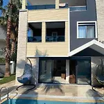 فيلة Pars Antalya Three Story Villa, Private Pool And Roof Terrace Three Bedroom For Six Guests